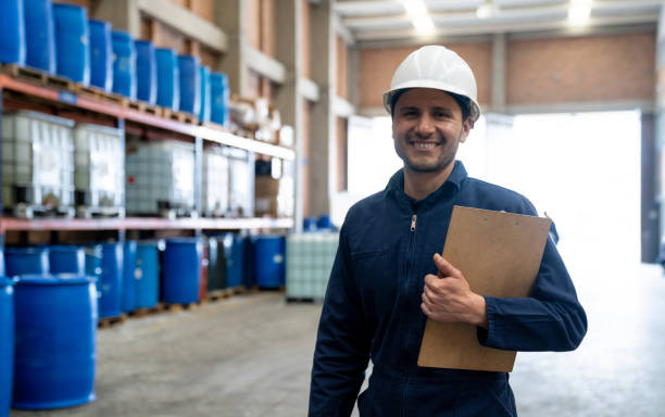 Panduan Memilih Distributor Methyl Isobutyl Ketone Terpercaya Industri